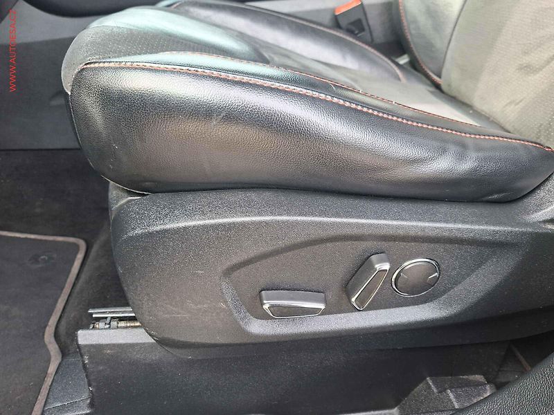 Ford Edge (2019) 2.0TDCi 4x4, 1.maj, AT, LED - fotka 9 z 24