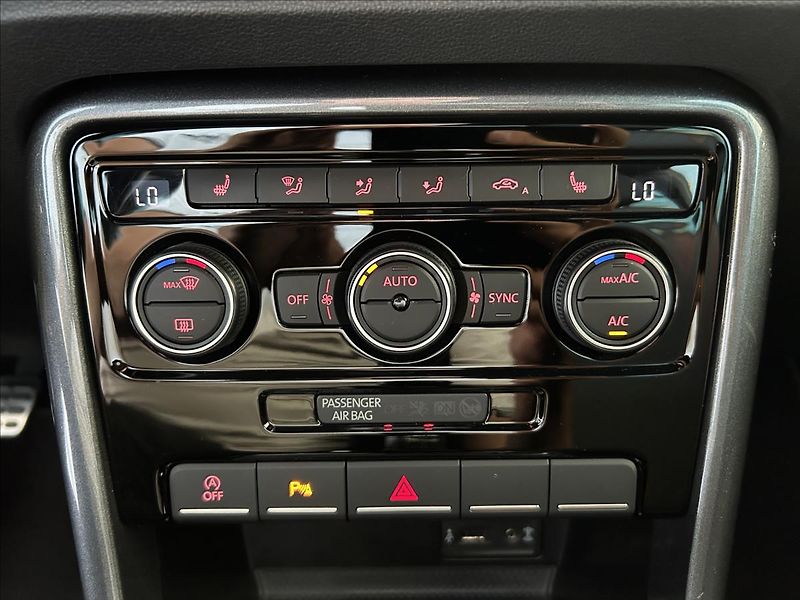 Volkswagen Beetle 1,2   TSI,ALLSTAR,ŘEMEN,SERVIS - fotka 18 z 25