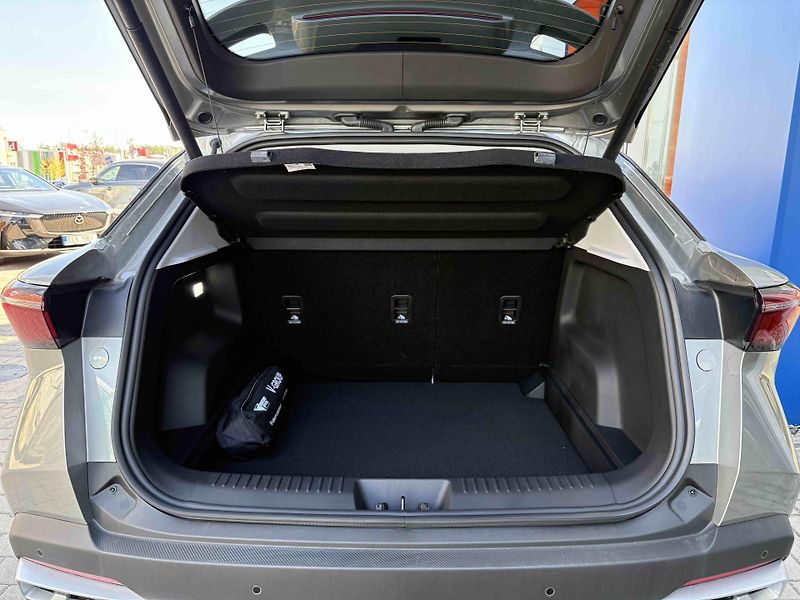 Omoda 5 (2026) Premium Facelift 1.6 tGDI  - fotka 8 z 54