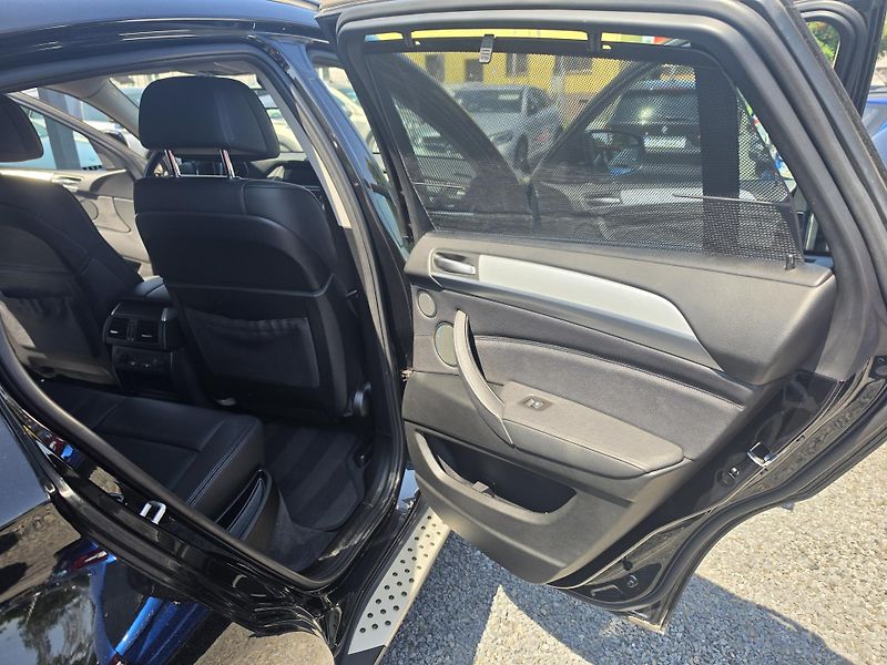 BMW X6 40D X Drive  - fotka 8 z 19