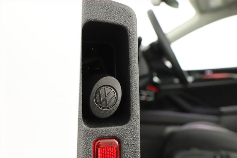 Volkswagen Passat (2025) 2.0 TDI - fotka 28 z 31