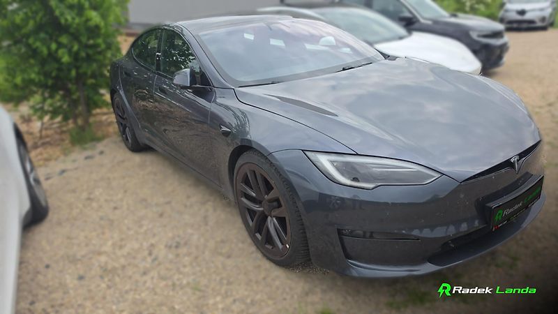 Tesla Model S (2023) Plaid (760 kW) | 1033 koní - fotka 2 z 8