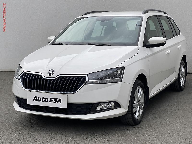 Škoda Fabia (2021) 1.0 TSi, 1.maj,ČR, Ambition - fotka 3 z 17