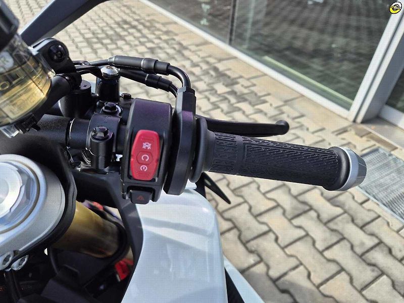 CFMOTO 450 SR (2026) - fotka 14 z 16