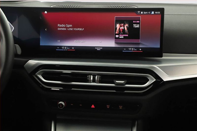 BMW i4 (2022) eDrive40, SoH 95% - fotka 14 z 21