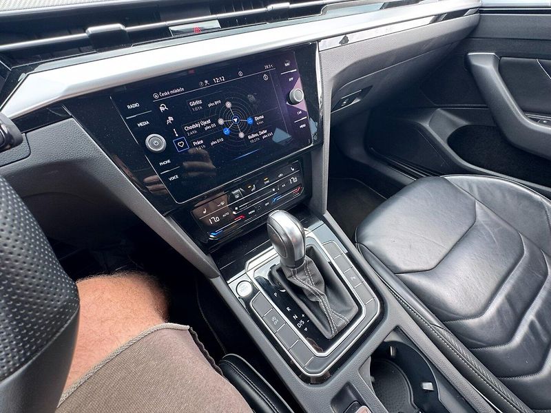 Volkswagen Arteon (2021) R LINE 2,0 TDI 147 KW DSG 4X4 - fotka 26 z 47