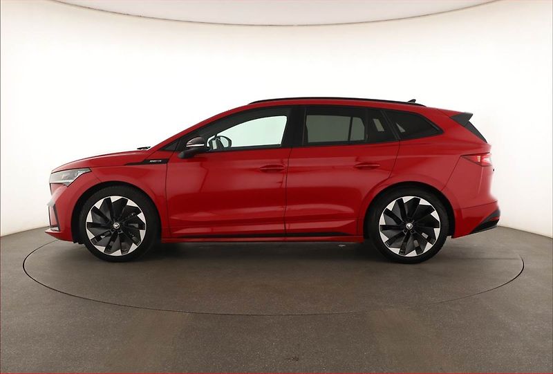 Škoda Enyaq (2022) Sportline iV 80 (82 kWh) - fotka 3 z 20