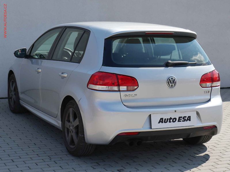 Volkswagen Golf (2012) 1.4 TSI Sport, AC, el. výbava - fotka 6 z 16