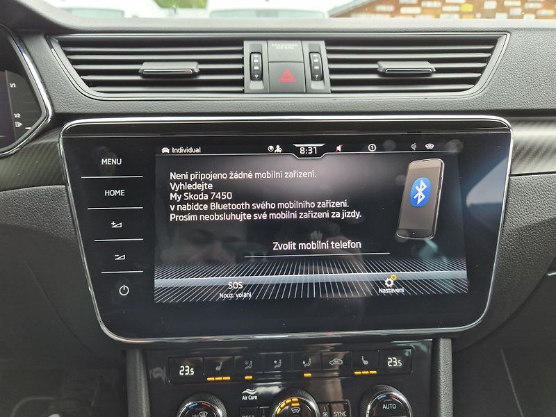 Škoda Superb Combi SPORTLINE 147kw DSG 19AL - fotka 36 z 49