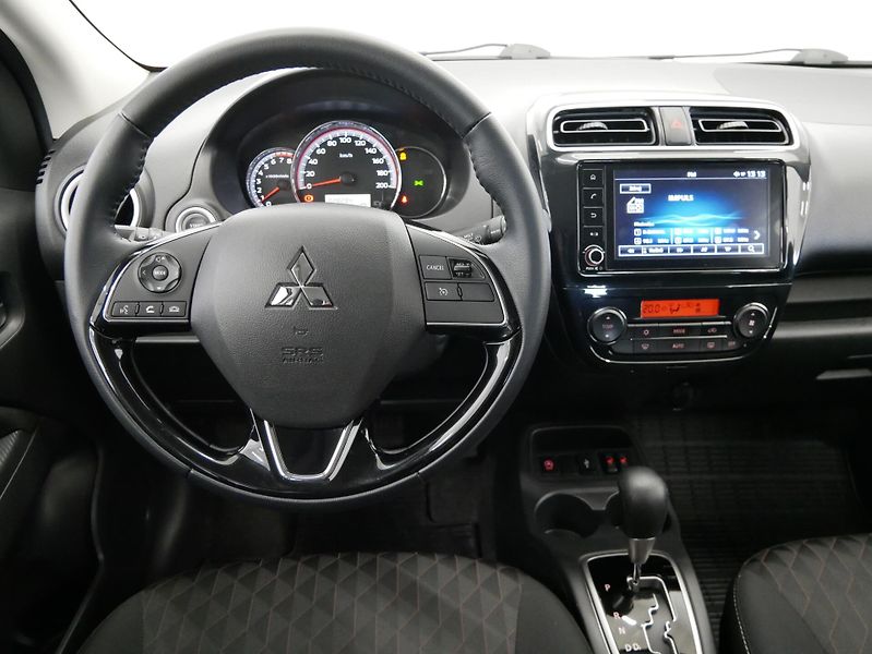 Mitsubishi Space Star - fotka 16 z 26
