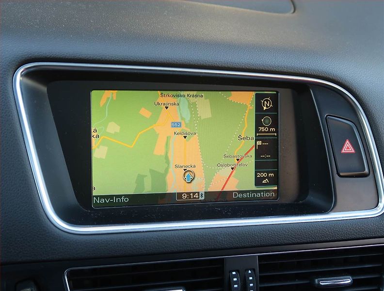 Audi Q5 (2010) 2.0 TDI, 4X4, Automat, Navi - fotka 20 z 20