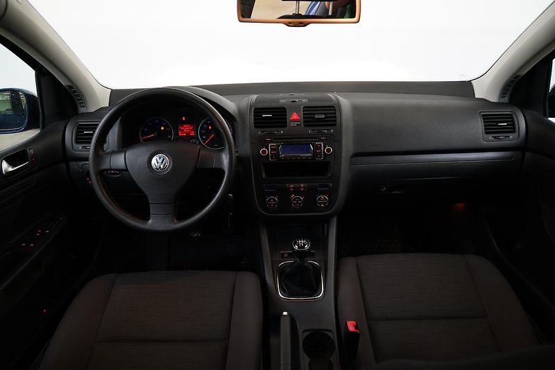Volkswagen Golf - fotka 5 z 21
