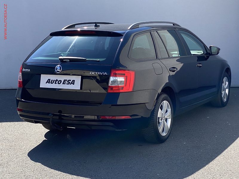 Škoda Octavia (2020) 1.6TDI, ČR, Ambition, AC - fotka 4 z 17