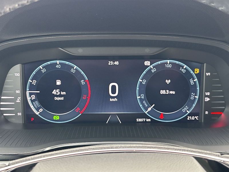 Škoda Octavia (2024) 1.5 TSI e-TEC DSG Style - fotka 6 z 32