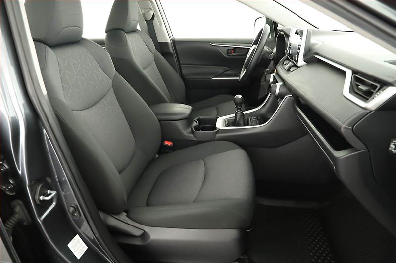 Toyota RAV4 (2019) 2.0 Valvematic - fotka 13 z 15