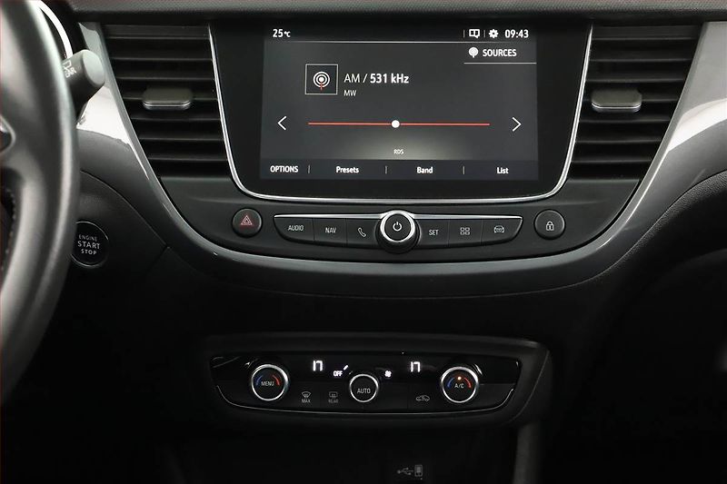Opel Crossland X (2021) 1.2 Turbo, ČR,1.maj - fotka 9 z 18