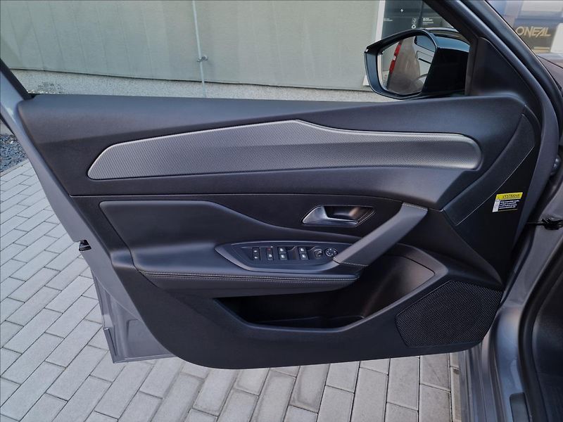 Peugeot 308 1.5HDI 96kW GT, ČR, 1.Majitel - fotka 37 z 50