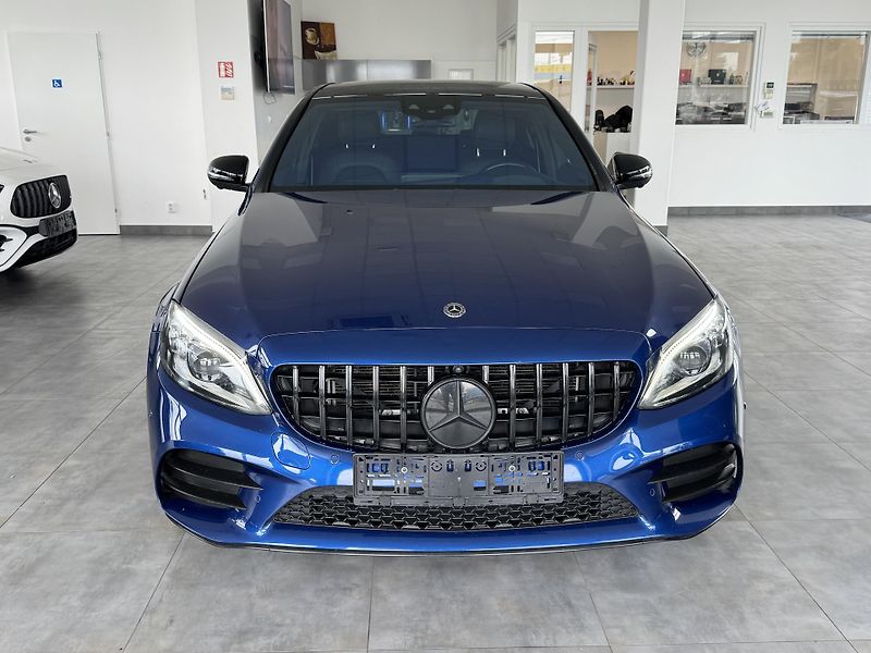 Mercedes-Benz Třídy C (2019) C200 4M AMG LED PANORAMA - fotka 2 z 29