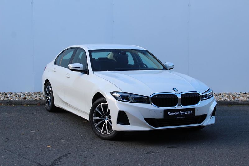 BMW Řada 3 320i sedan - fotka 3 z 14