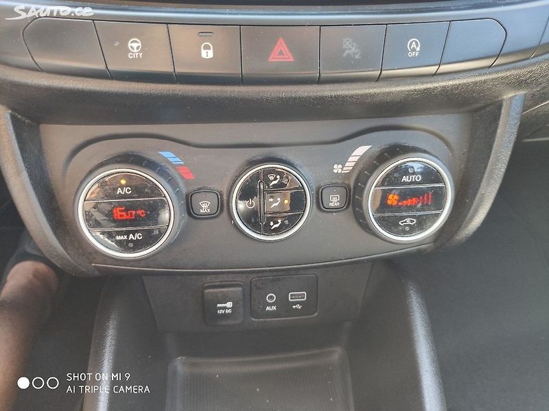 Fiat Tipo (2018) kombi 1,6 JTD - fotka 13 z 14