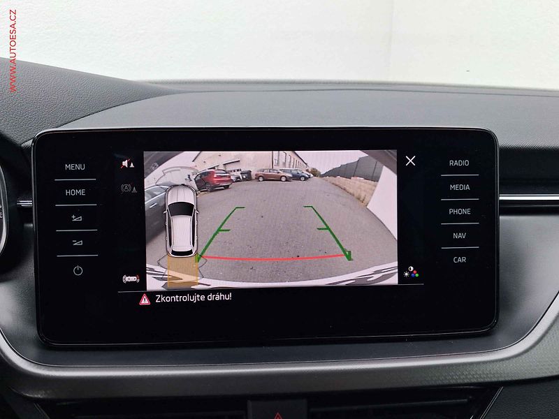 Škoda Kamiq (2021) 1.0 TSi, Clever, LED, navi - fotka 18 z 18