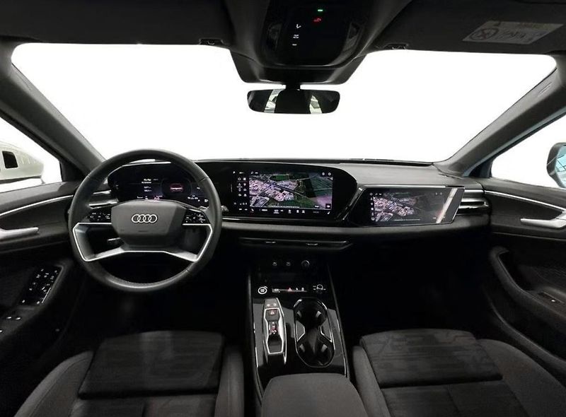 Audi A5 Avant 2.0 TDI Q 360k Tažné - fotka 14 z 17
