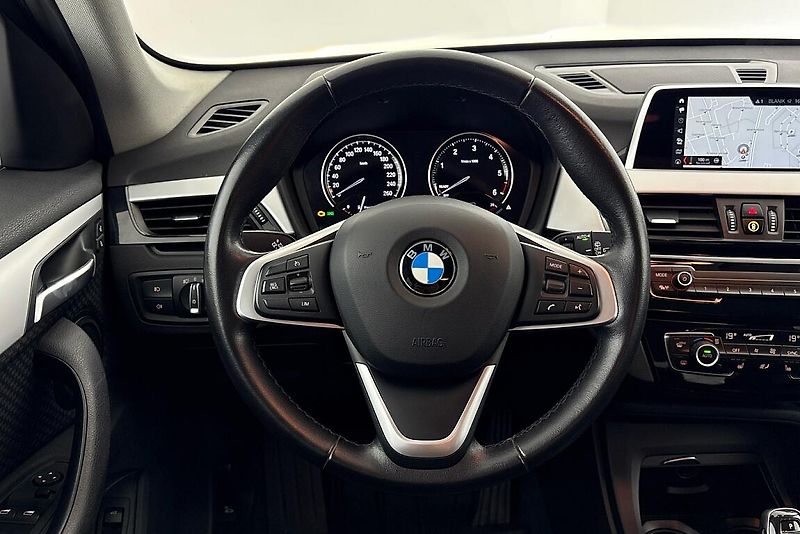 BMW X1 xDrive18d - fotka 20 z 23