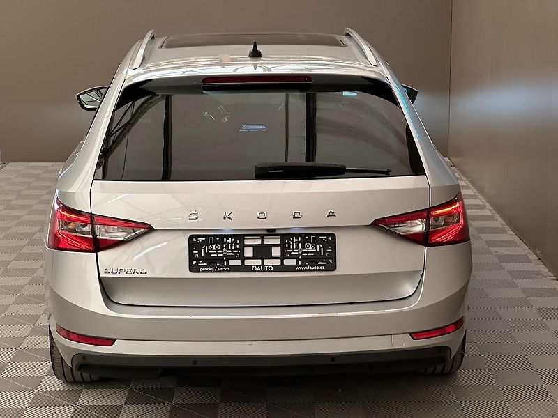 Škoda Superb (2022) 2.0 TDi Style DSG 110 kW - fotka 5 z 35