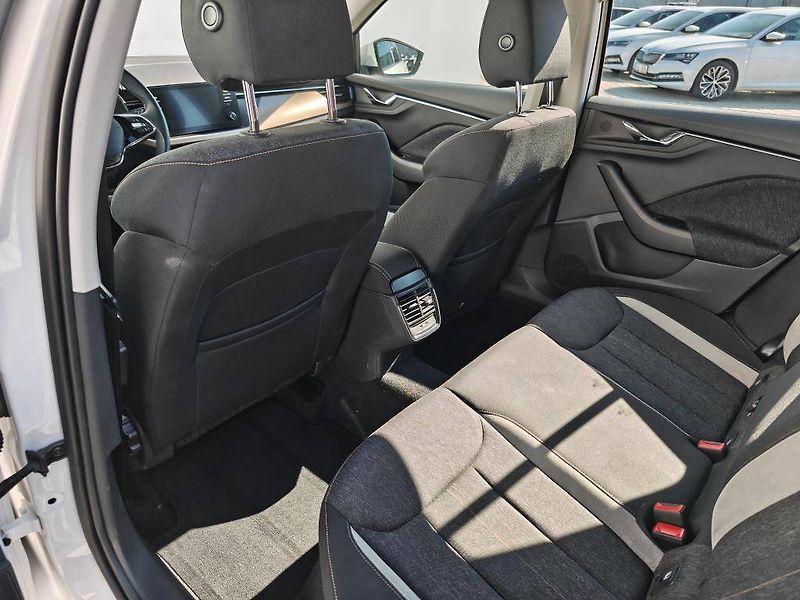 Škoda Kamiq Style 7DSG 1,0TSI - fotka 7 z 22