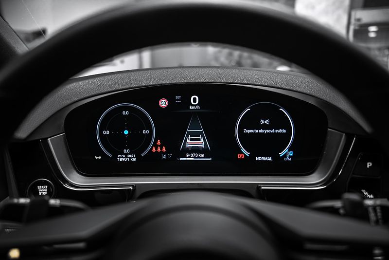 Porsche Cayenne PPF/PASM/PANO/360/ZARUKA/CHRON - fotka 20 z 20