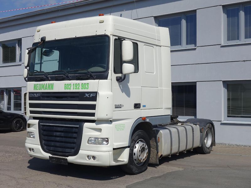 DAF XF (2013) 410 FT, Přestavba na traktor - fotka 3 z 27