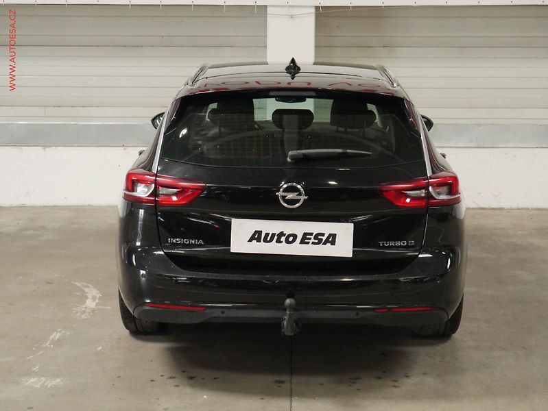 Opel Insignia (2017) 2.0CDTi, Navi, AC - fotka 5 z 19