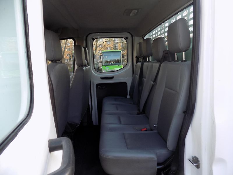 Ford Transit (2017) 2,0 96KW 7MÍST SKLÁPĚČ  - fotka 27 z 47