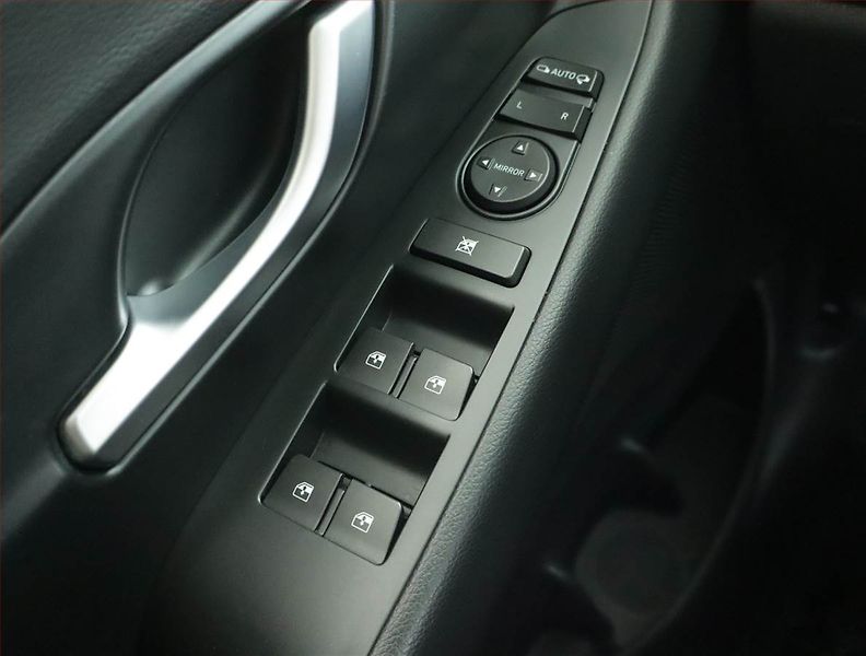 Hyundai i30 (2023) Style 1.5 T-GDI MHEV, ČR,1.maj - fotka 15 z 16