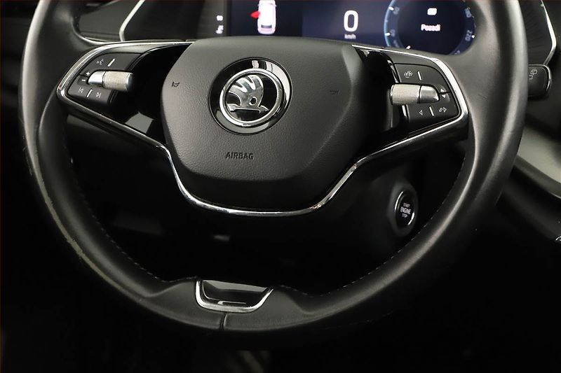 Škoda Octavia (2022) Ambition 2.0 TDI, ČR,1.maj - fotka 8 z 19