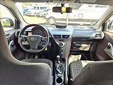 Toyota iQ 1,0 i 50Kw Klima Webasto ALU - náhled 21