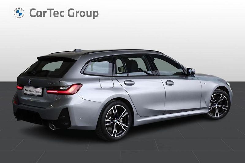 BMW Řada 3 330i xDrive Touring - fotka 3 z 25