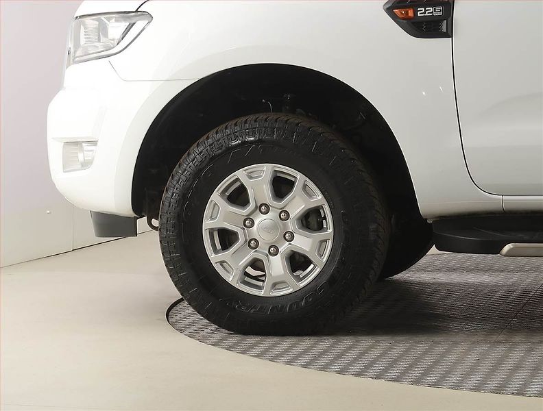 Ford Ranger (2019) XLT 2.2 TDCi, klima - fotka 14 z 21