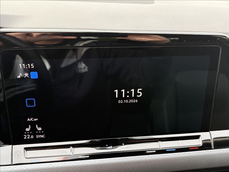Volkswagen Golf 2,0 TDi 85kW,Led,Kamer,ACC,Nav - fotka 14 z 46