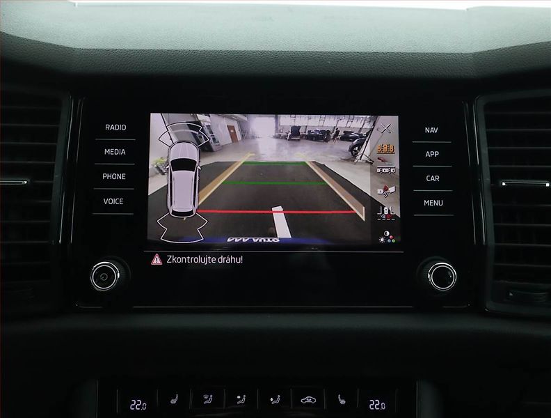 Škoda Kodiaq (2021) Sportline 1.5 TSI - fotka 15 z 19