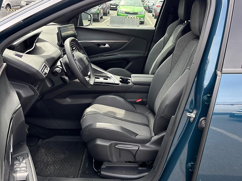 Peugeot 5008 Allure Pack - fotka 7 z 30