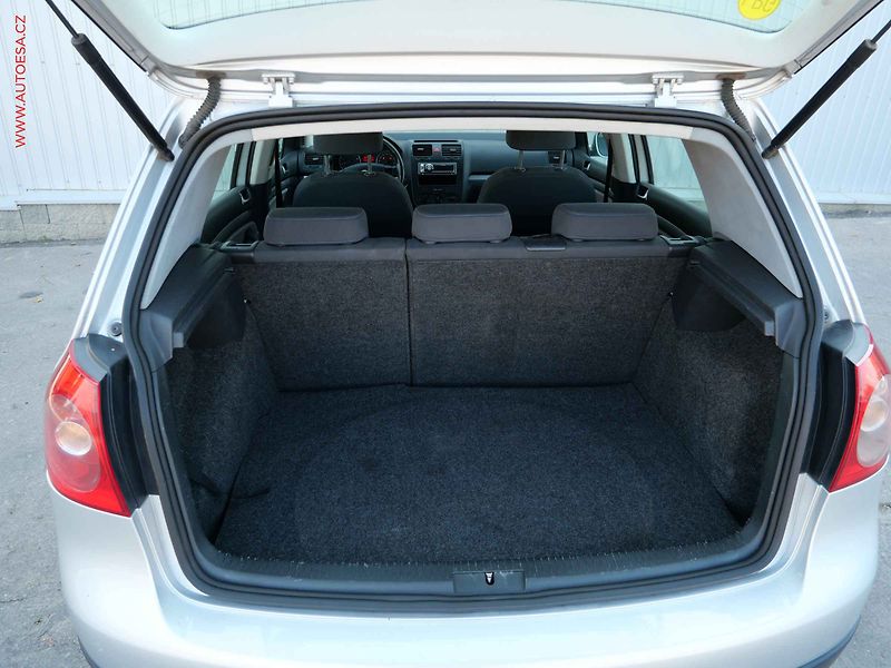 Volkswagen Golf (2007) 1.6i, AC - fotka 7 z 12