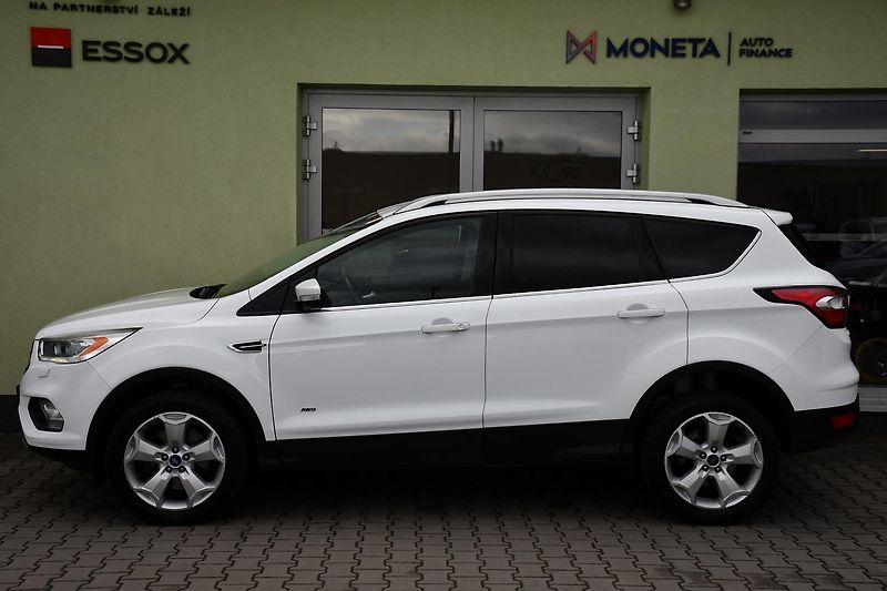 Ford Kuga 2,0TDCi AUT. A/C ČR TAŽNÉ - fotka 11 z 39