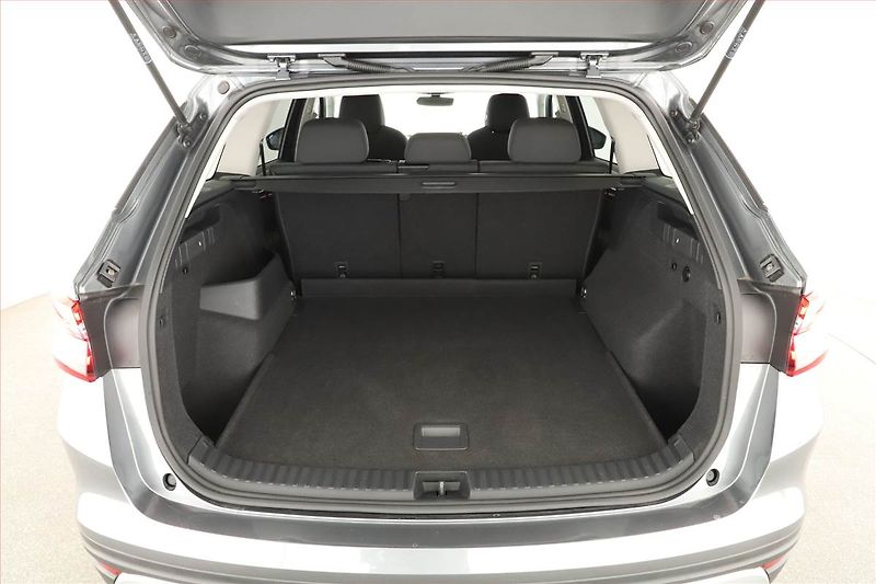 Škoda Kodiaq (2025) 1.5 TSI, Selection, FullLed - fotka 11 z 18