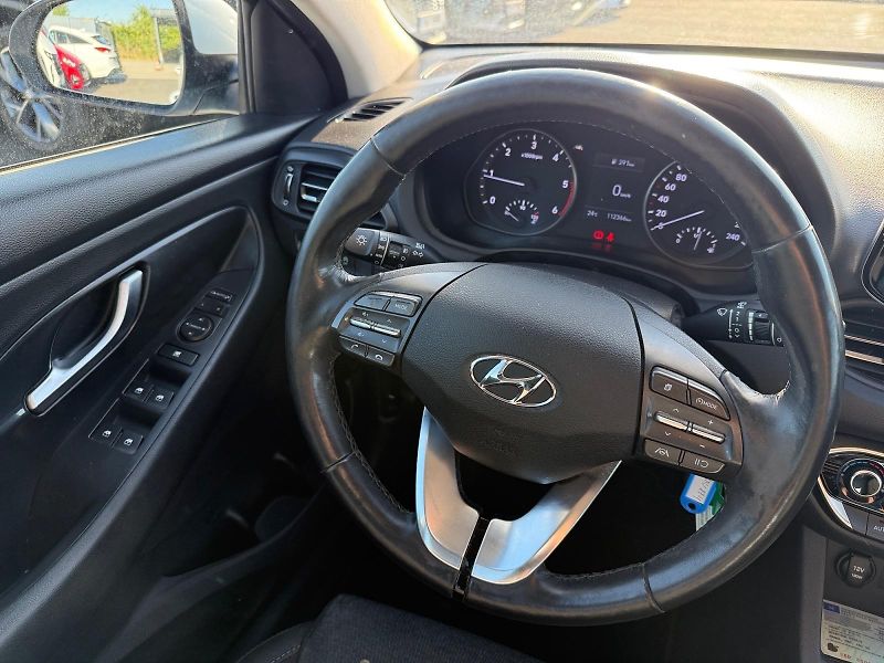 Hyundai i30 (2022) SMART 1.6CRDI 85kW CZ DPH - fotka 11 z 11