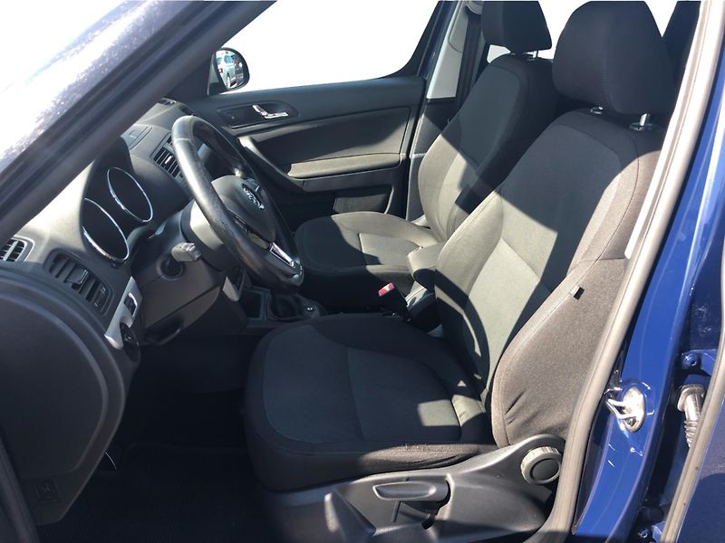 Škoda Yeti 2.0 TDI 4X4  M6° - fotka 11 z 28
