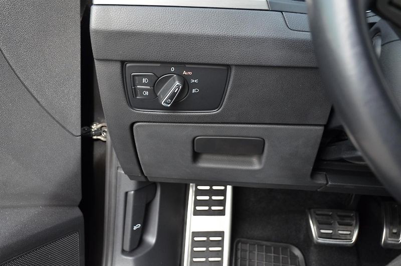 Volkswagen Passat (2021) 2.0 TDi DSG / LED / 74.300km  - fotka 23 z 35