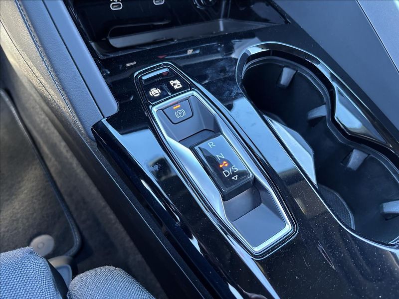 Audi Q5 2,0 TDI 150kW S-Line quattro - fotka 48 z 52