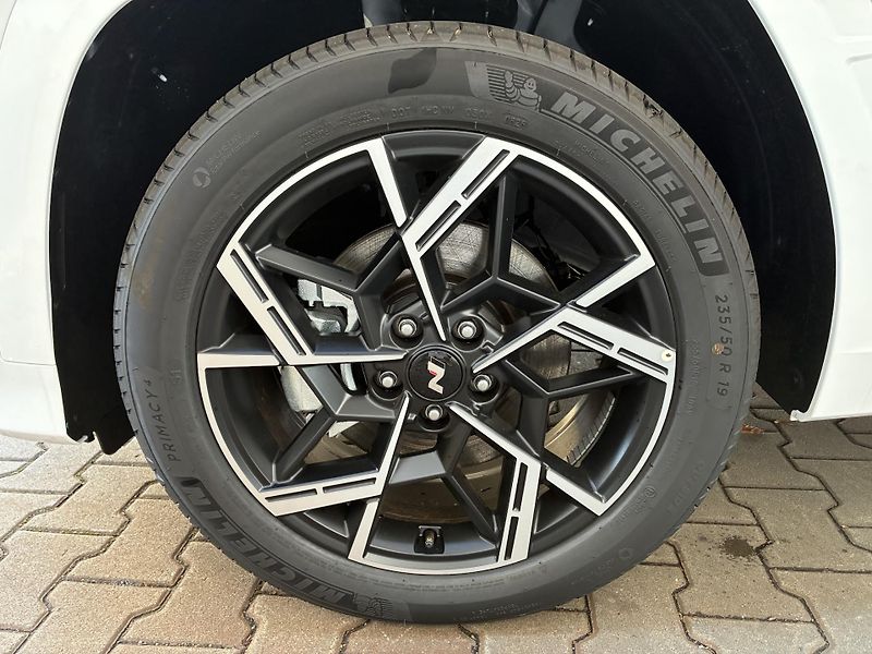 Hyundai Tucson 1,6 T-GDi 110kW DCT N-Line - fotka 24 z 24