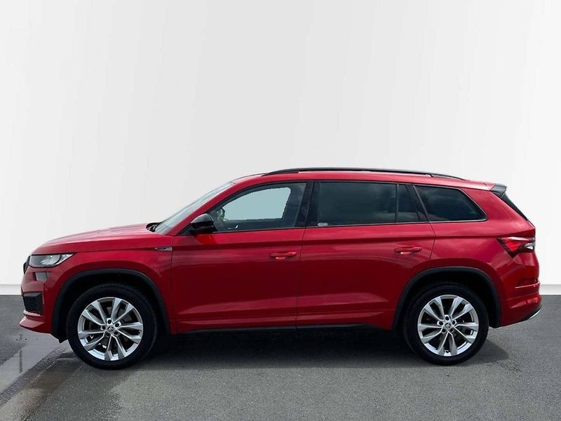 Škoda Kodiaq (2023) 2.0 TSI Sportline 4x4 - fotka 3 z 20